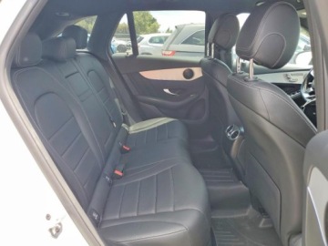 Mercedes GLC C254/X254 2022 Mercedes-Benz GLC 300 2022 2.0 Benzyna 255KM, zdjęcie 10