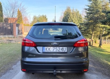 Ford Focus III Kombi Facelifting 1.0 EcoBoost 125KM 2015 Ford Focus Ford Focus 1.0 EcoBoost Titanium Benzyna 125KM, zdjęcie 8