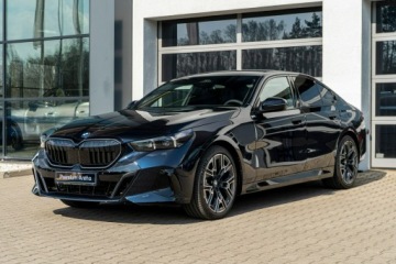BMW Seria 5 G90-91 Touring 2.0 520d 197KM 2026 BMW 520 xDrive Limuzyna - Dostępny od ręki!, zdjęcie 4