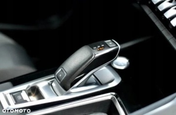 Peugeot 3008 II Crossover 2.0 BlueHDi 180KM 2019 PEUGEOT 3008 2.0 HDI 180 KM, zdjęcie 13