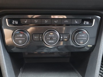 Volkswagen Tiguan II SUV 1.5 TSI EVO 150KM 2020 VW Tiguan 1.5 TSI, Salon Polska, Serwis ASO, DSG, zdjęcie 16