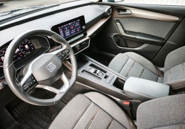 Seat Leon IV Sportstourer 1.5 eTSI (MHEV) 150KM 2021 Seat Leon Xcellence Pakiety, Hak, Wirtualny kokpit, ACC, Podgrzewane fote, zdjęcie 7
