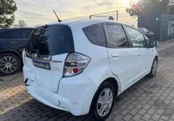 Honda Jazz III 1.3 IMA 88KM 2014 Honda Jazz 1.3i-VTEC IMA Hybrid 1 rej. 032015r serwisowany po oplatach, zdjęcie 3
