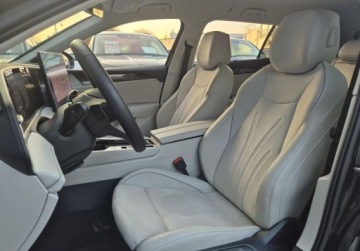 Volkswagen Passat B8 Variant Facelifting 2.0 TDI SCR 150KM 2024 Volkswagen Passat Variant SalonPL Elegance 2.0TDI 150KM DSG Masaz WEBASTO, zdjęcie 10