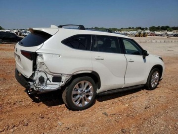 Toyota Highlander III 2021 Toyota Highlander 2021r., Limited, od ubezpieczalni 3.5 Benzyna 295KM, zdjęcie 4