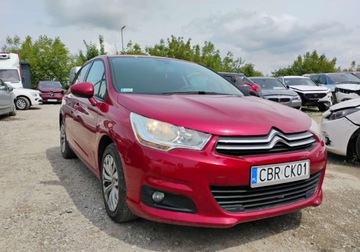 Citroen C4 II Hatchback 5d 1.4 16v VTi 95KM 2011 Citroen C4 112011r. 1.4 Benzyna. Lekko uszkodzony tyl. Jezdzi. 1.4 95KM, zdjęcie 1