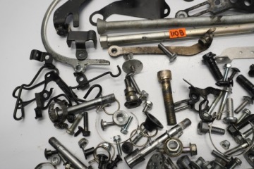 HONDA CBR 1000RR 17-19 БОЛТЫ ВИНТЫ