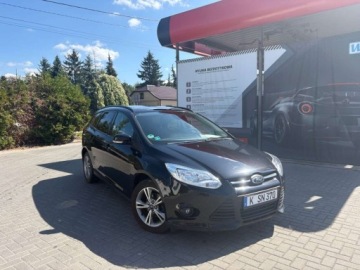 Ford Focus III Kombi 1.6 Duratorq TDCi DPF 115KM 2013 Ford Focus 1.6 TDCI 115KM Super Stan lift Import Raty Oplaty 1.6 115KM, zdjęcie 5