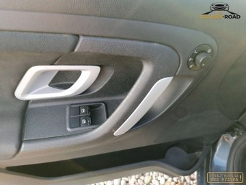 Skoda Fabia II Kombi 1.2 70KM 2009 Skoda Fabia 1,2 htp klima szyberdach alu grz.fotele oplacona 1.2 Benzyna, zdjęcie 13