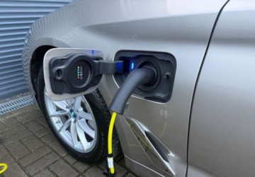 BMW Seria 5 G30-G31 2019 BMW Seria 5 BMW Seria 5 2.0 Hybryda Plug-in 184KM, zdjęcie 39