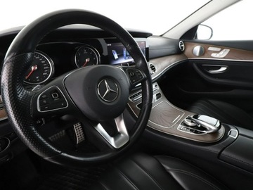 Mercedes Klasa E W213 All-Terrain 2.0 220d 194KM 2018 Mercedes E 220 FV23% 4X4 Automat Navi Klimatyzacja, zdjęcie 13