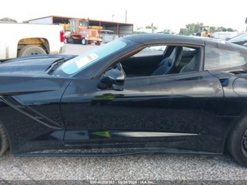 Chevrolet Corvette C7 2017 Chevrolet Corvette Stingray 2017 6.2l 6.2 Benzyna 455KM, zdjęcie 2
