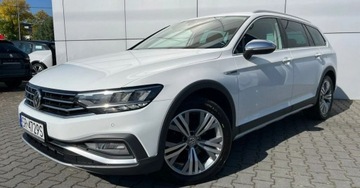 Volkswagen Passat B8 Alltrack Facelifting 2.0 TDI 190KM 2020 Volkswagen Passat Alltrack 4x4 Automat Led Kamera Navi Webasto Hak