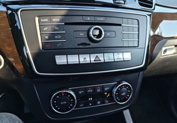 Mercedes GLS X166 Off-Tourer 3.0 350 d 258KM 2017 Mercedes-Benz GLS zarejestrowany 3.0 Diesel 258KM, zdjęcie 30