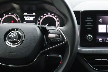 Skoda Scala Hatchback 1.0 TSI 110KM 2022 Skoda Scala 1.0 TSI, Salon Polska, 1. Właściciel, zdjęcie 17