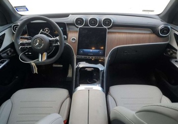 Mercedes GLC 2024 Mercedes-Benz GLC Auta z USA - Zapytaj o wiecej ofert 2.0 Benzyna 258KM, zdjęcie 4