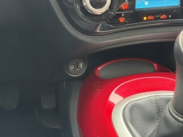 Nissan Juke I SUV 1.6i 117KM 2013 Nissan Juke 1.6 benzyna 117 KM Alcantara Kamera, zdjęcie 20