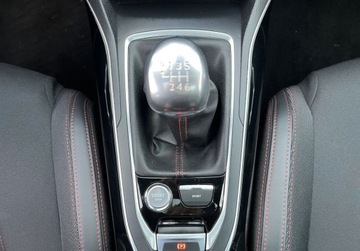 Peugeot 2018 Peugeot 308 GT-line, panorama, kamera, nawigacja 1.2 Benzyna 130KM, zdjęcie 33