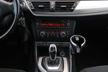 BMW X1 E84 Crossover Facelifting xDrive 18d 143KM 2014 BMW X1 xDrive18d, 4X4, Automat, Klima, zdjęcie 11