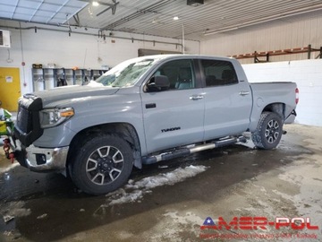 Toyota Tundra II 2018 Toyota Tundra _CREWMAX_LIMITED_4x4_5.7 L_381 km_2018r 5.7 Benzyna 381KM