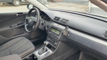 Volkswagen Passat B7 Variant 2.0 TDI CR DPF BlueMotion 140KM 2010 VW PASSAT Variant 2.0 TDI 140 KM DSG, zdjęcie 25