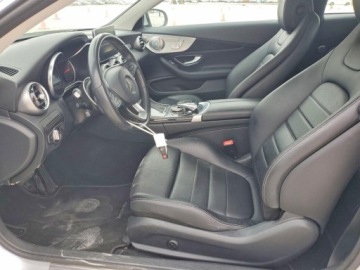 Mercedes Klasa C W205 2017 Mercedes-Benz Klasa C 2017 MERCEDES-BENZ C 300 4MATIC 2.0 Benzyna 241KM, zdjęcie 6