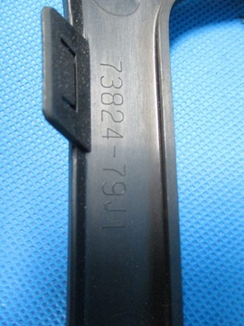 KONZOLA STŘEDNÍ  RÁMEČEK SUZUKI SX4 73824-79J1