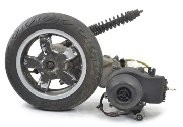 Piaggio Vespa primavera 50 2T - ДВИГАТЕЛЬ