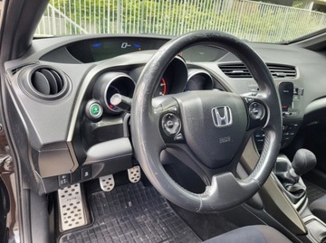 Honda Civic IX Hatchback 5d 2.2 i-DTEC 150KM 2012 HONDA CIVIC IX 5d 2.2 i-DTEC 150KM, Manual, Kamera, Climatronic, zdjęcie 5