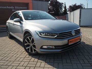 Volkswagen Passat B8 Limousine 2.0 TDI BlueMotion Technology 150KM 2017 Volkswagen Passat 2,0TDI 150KM DSG Comfotline