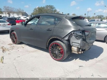 Maserati Levante 2022 Maserati Levante Trofeo 2022 3.8l 3.8 Benzyna 580KM, zdjęcie 3