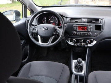 Kia Rio III Sedan 1.2 DOHC CVVT 85KM 2013 Kia Rio 1.25 CVVT, Salon Polska, Serwis ASO, zdjęcie 6