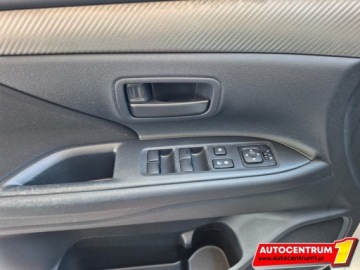 Mitsubishi Outlander III SUV Facelifting 2015 2.0 MIVEC 150KM 2015 Mitsubishi Outlander Oryginalny Przebieg Nawigacja Invite Czujniki Park, zdjęcie 21