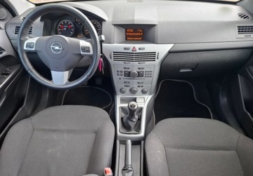 Opel Astra H Hatchback 5d 1.4 TWINPORT ecoFLEX 90KM 2009 Opel Astra Idealny stan 1.4 Benzyna 90KM, zdjęcie 8