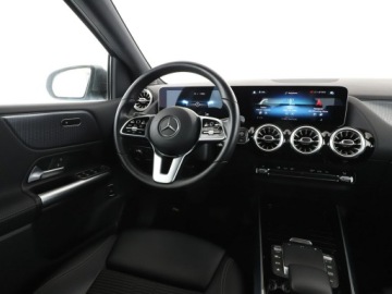 Mercedes Klasa B W247 Sports Tourer 1.3 B180  136KM 2019 Mercedes B 180 automat półskóra navi kamera, zdjęcie 15