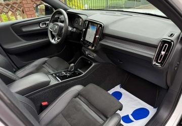 Volvo XC40 Crossover 2.0 T5 247KM 2018 Volvo XC 40 Salon PL FV23 RDesign Panorama Martwe Pole CarPlay AndroidAuto, zdjęcie 11