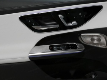 Mercedes GLC C254/X254 Coupe 2.0 220d 197KM 2026 GLC Coupe 220 d 4-Matic AMG Line 2.0 (moc 197 KM) 2026, zdjęcie 10