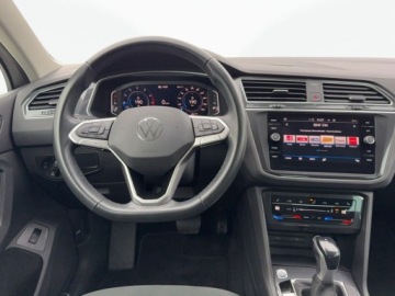 Volkswagen Tiguan II SUV Facelifting 1.5 TSI 150KM 2023 Volkswagen Tiguan TSI 150KM Elegance DSG FVAT23 MATRIX Keyless, zdjęcie 15