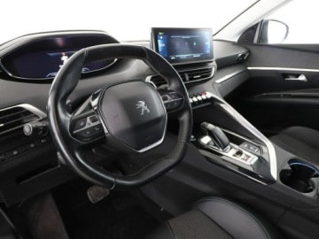 Peugeot 3008 II Plug-In Hybrid Facelifting 1.6 HYBRID 225KM 2021 Peugeot 3008 PHEV LED półskóra virtual cocpit, zdjęcie 14
