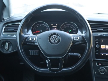 Volkswagen Golf VIII Variant 1.5 eTSI 150KM 2020 VW Golf 1.5 TSI, Salon Polska, Serwis ASO, zdjęcie 14