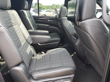 Cadillac Escalade III 2023 Cadillac Escalade V Sport 2023 6.2l 6.2 Benzyna 682KM, zdjęcie 11