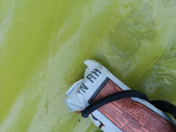 KIA VENGA 09- AIR NÁDRŽ ULOŽENÍ W SEDAČKA PRAVÁ