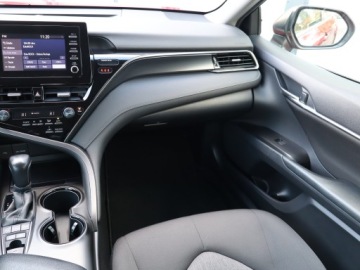 Toyota Camry IX Sedan 2.5 Hybrid Dynamic Force 218KM 2022 Toyota Camry 2.5 Hybrid, Salon Polska, zdjęcie 7