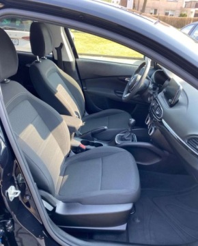 Fiat Tipo II Hatchback Facelifting 1.6 MultiJet 130KM 2022 Fiat Tipo Fiat Tipo 1.6 MultiJet 1.6 Diesel 130KM, zdjęcie 10