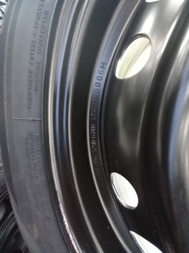 KOLA ZIMNÍ HYUNDAI I30 KIA CEED 195/65R15 LAUFENN