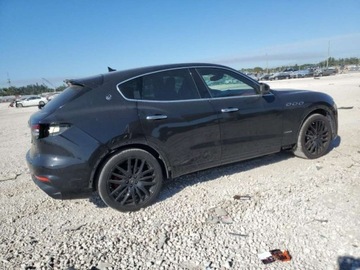 Maserati Levante 2021 Maserati Levante S Sport 2021 3.0l 3.0 Benzyna 424KM, zdjęcie 3