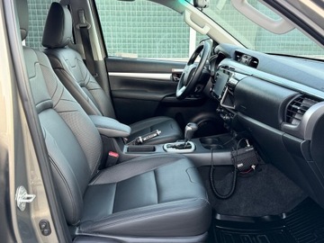 Toyota Hilux VIII Podwójna kabina Facelifting 2.8 D-4D 204KM 2021 TOYOTA HILUX 2.8 D-4D Double Cab SR5+ 4x4, zdjęcie 18