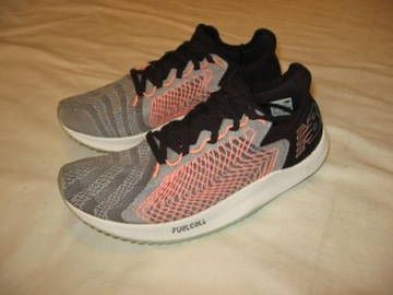 BUTY NEW BALANCE FUEL CELL roz.40,5