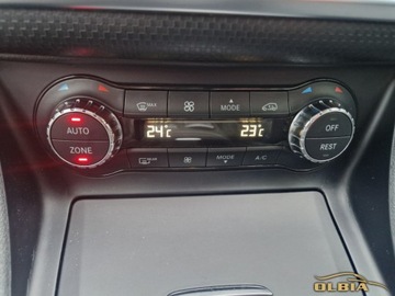 Mercedes Klasa A W176 Hatchback 5d 1.8 180 CDI BlueEFFICIENCY 7G-DCT 109KM 2013 Mercedes-Benz Klasa A A180 Automat Bi-Xenon 1.8 Diesel 109KM, zdjęcie 24
