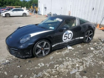 Porsche 911 992 2021 Porsche 911 2021 Porsche 911 TARGA 4S 3.0 Benzyna 443KM, zdjęcie 2